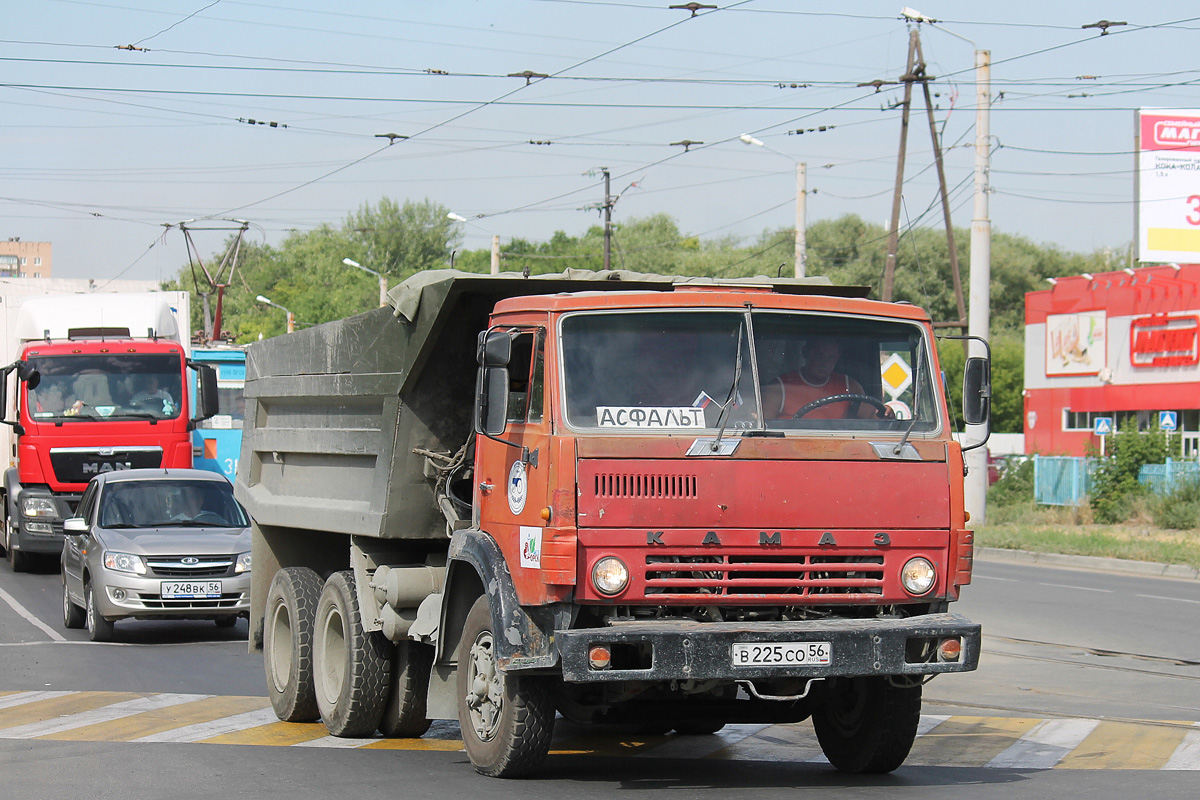 Оренбургская область, № В 225 СО 56 — КамАЗ-55111 [551110]