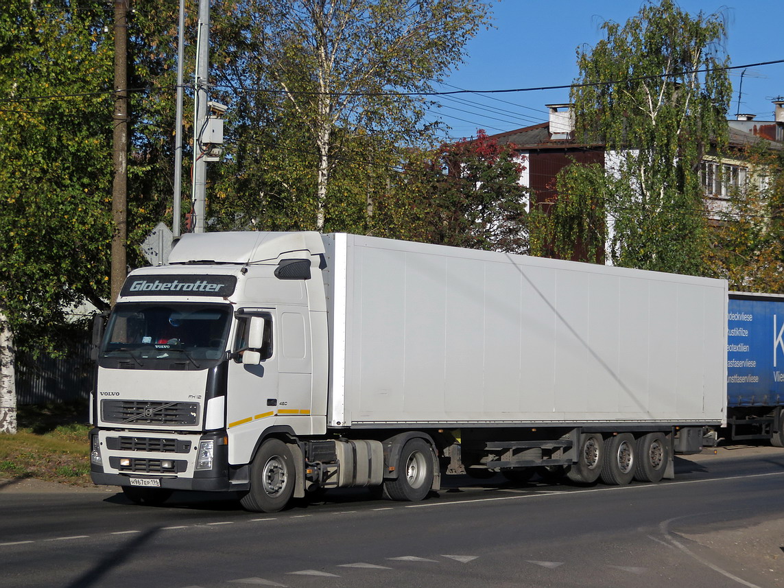 Свердловская область, № Н 967 ЕР 196 — Volvo ('2002) FH12.460