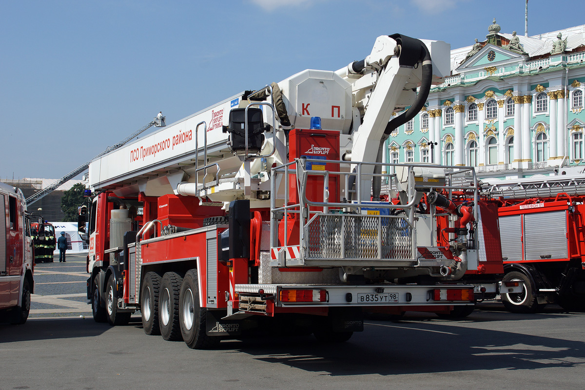 Санкт-Петербург, № В 835 УТ 98 — Mercedes-Benz Actros ('2003) 4150