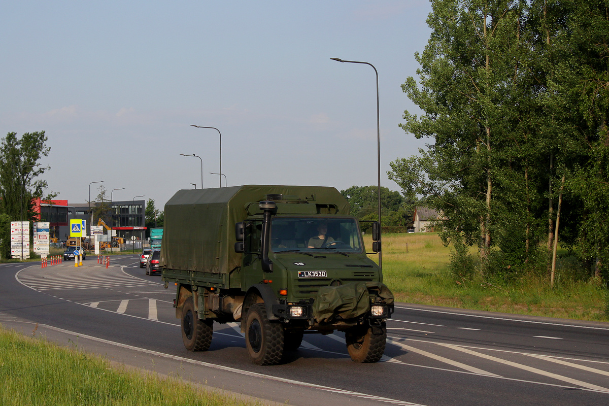 Литва, № LK 353 D — Mercedes-Benz Unimog (общ.м)