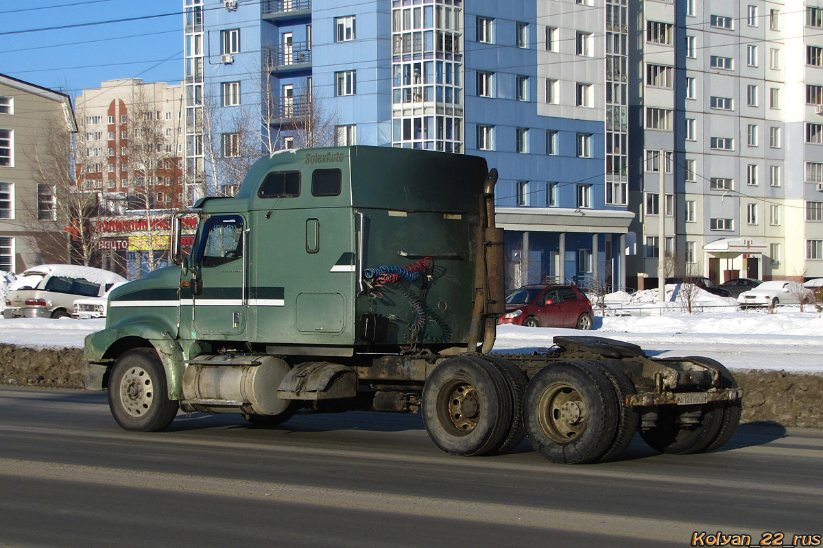 Алтайский край, № А 129 МХ 122 — International 9400