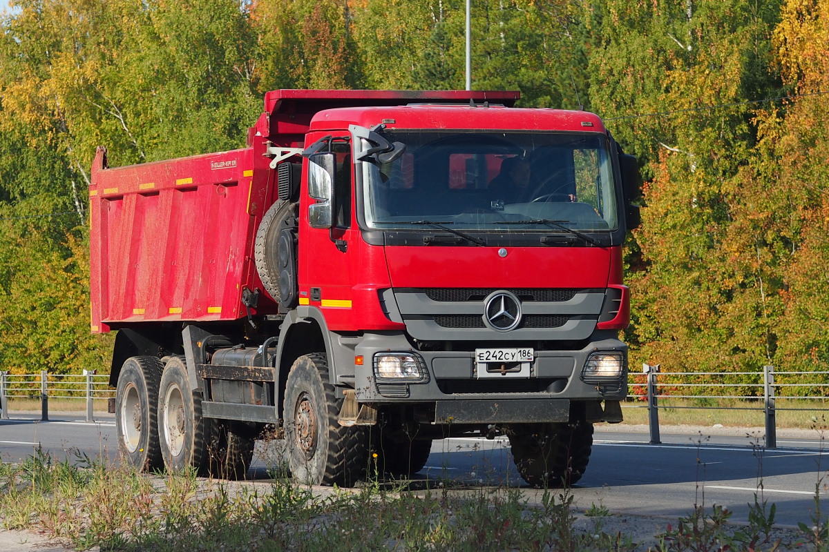 Ханты-Мансийский автоном.округ, № Е 242 СУ 186 — Mercedes-Benz Actros '09 3341 [Z9M]