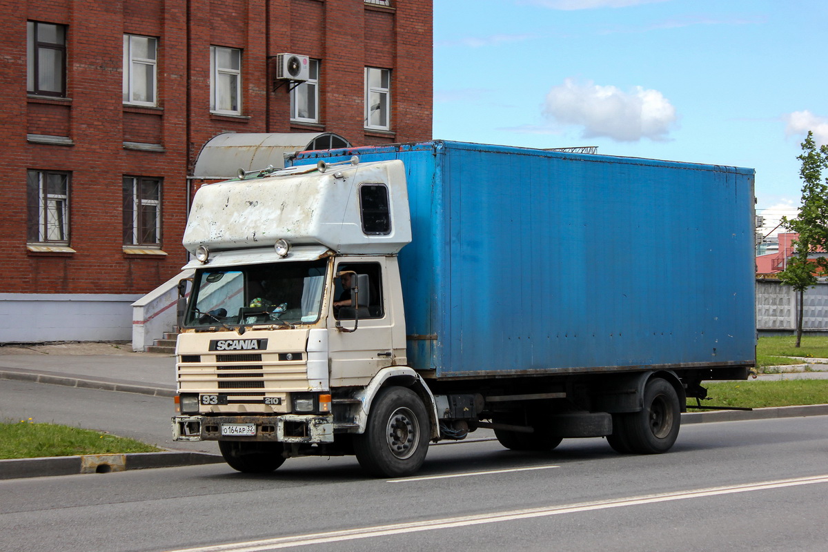 Брянская область, № О 164 АР 32 — Scania (II) P93M