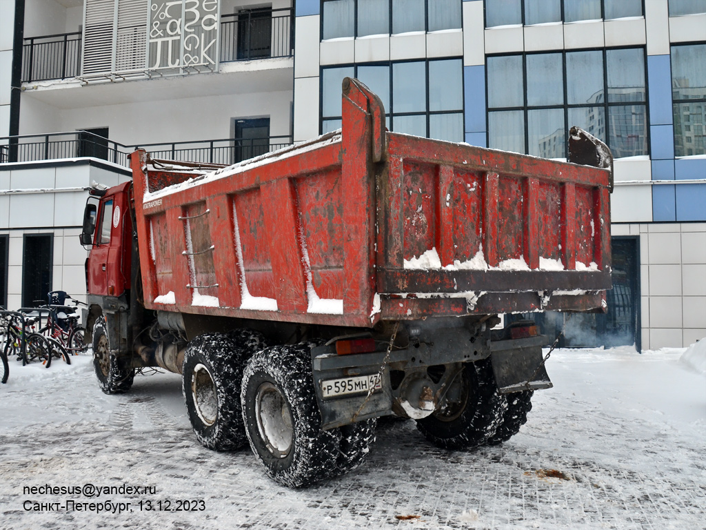 Санкт-Петербург, № Р 595 МН 47 — Tatra 815-2 S1