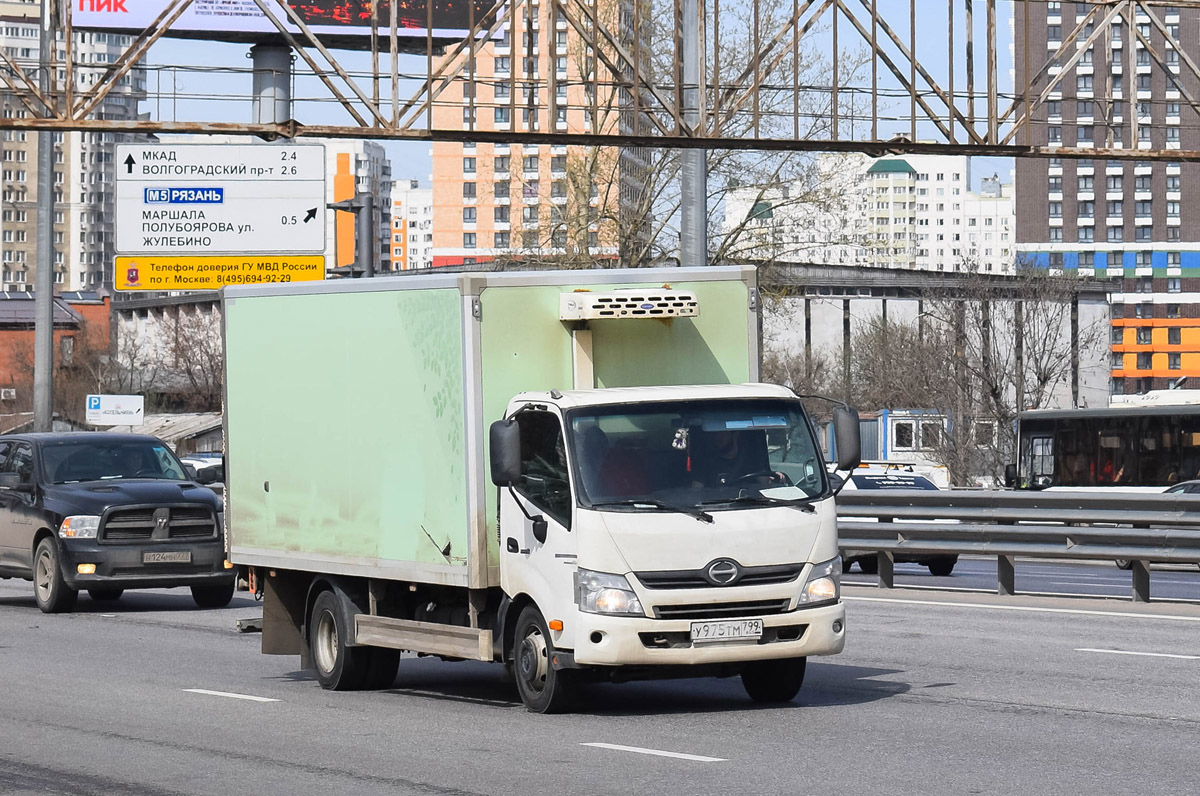 Москва, № У 975 ТМ 799 — Hino (общая модель)