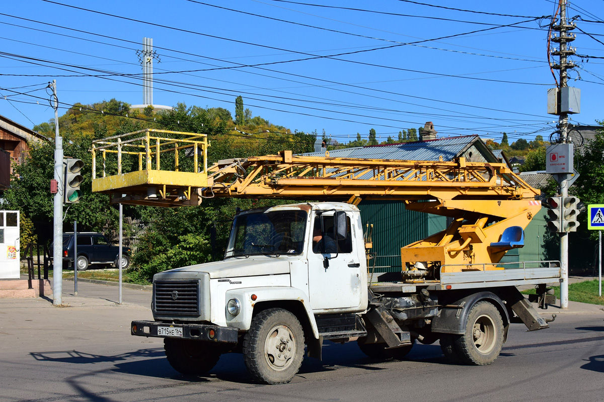 Саратовская область, № В 715 НЕ 164 — ГАЗ-3309