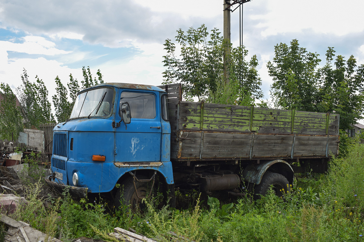 Алтайский край, № Т 361 НУ 22 — IFA W50L