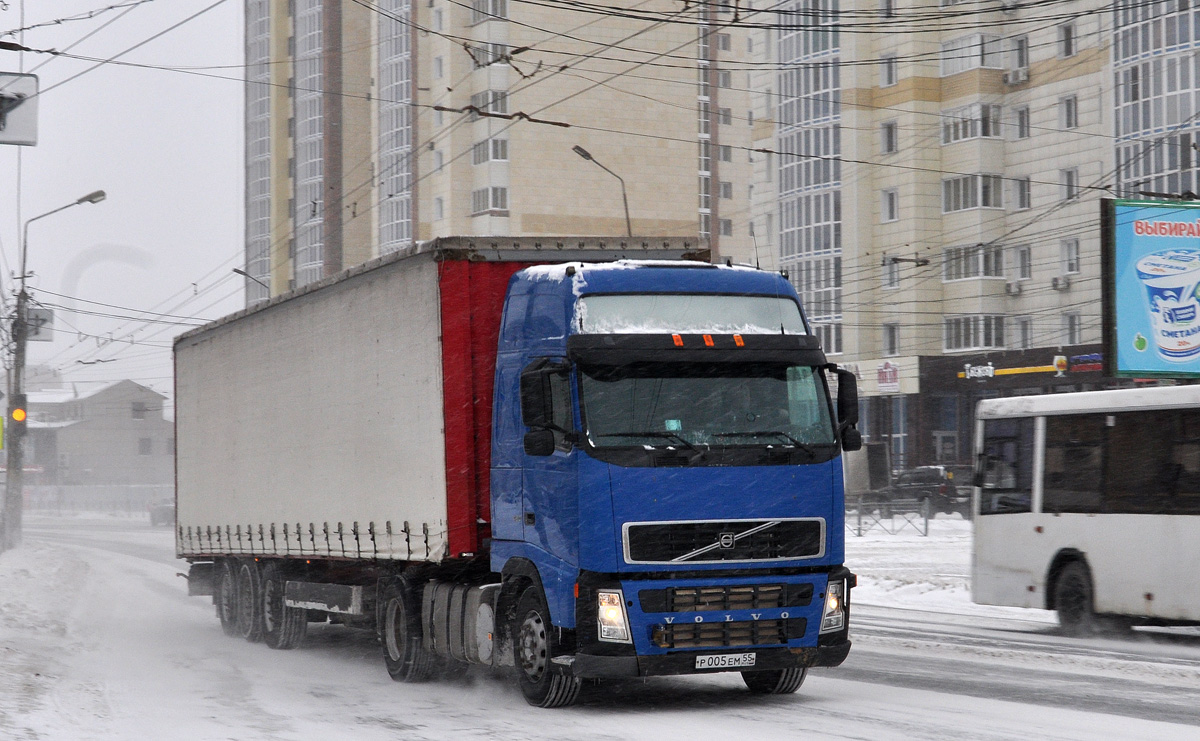 Омская область, № Р 005 ЕМ 55 — Volvo ('2002) FH12.420