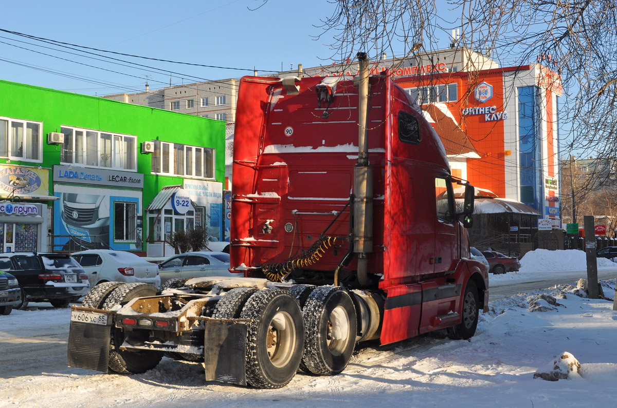 Омская область, № У 606 ХС 55 — Volvo VNL670