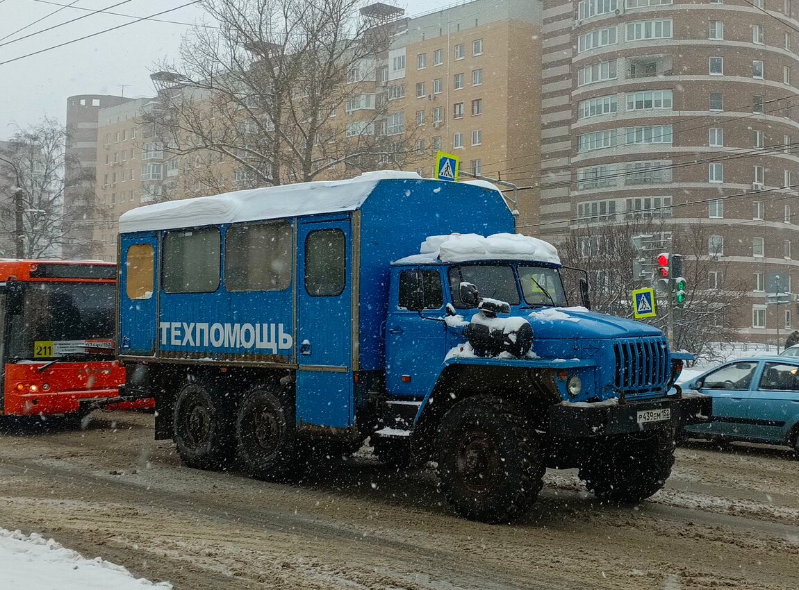 Нижегородская область, № Р 439 ЕМ 152 — Урал-4320-10