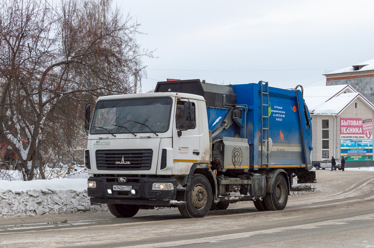 Челябинская область, № М 742 ВТ 774 — МАЗ-534025