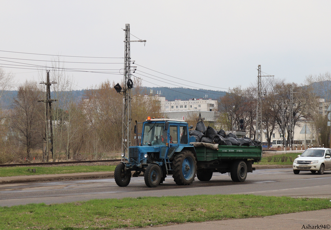 Красноярский край, № 7305 ХХ 24 — МТЗ-80