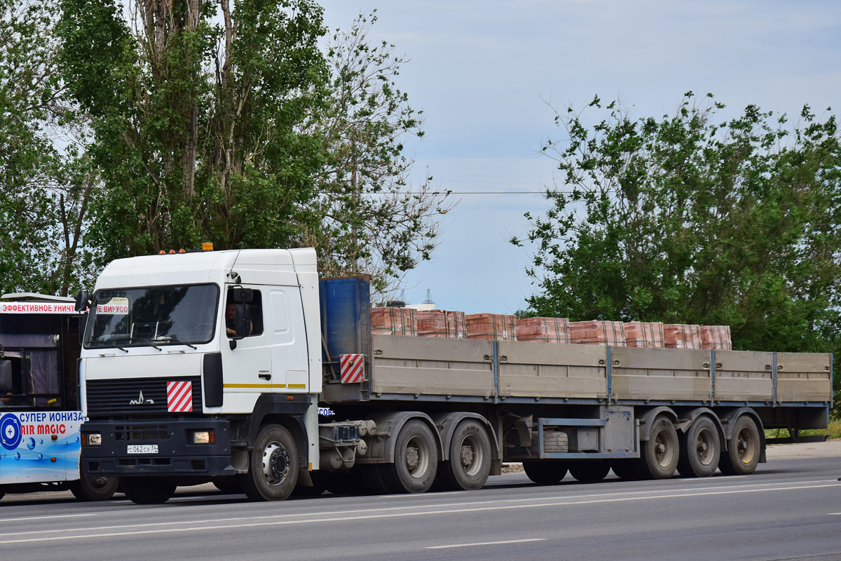 Волгоградская область, № С 062 СХ 34 — МАЗ-6430A8