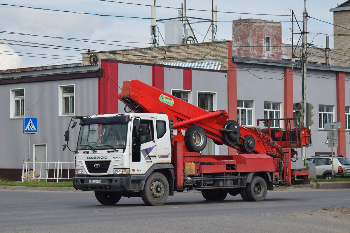 Алтайский край, № В 932 АР 122 — Daewoo Novus