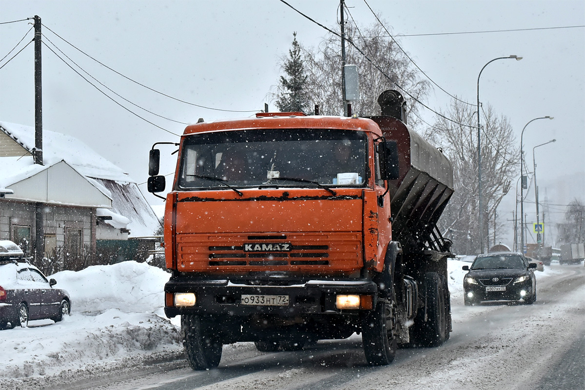 Тюменская область, № О 933 НТ 72 — КамАЗ-65115 (общая модель)