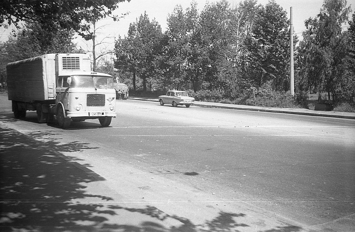 Санкт-Петербург, № 87-35 ЛОО — Škoda 706 RTTN; Санкт-Петербург — Исторические фотографии (Автомобили)