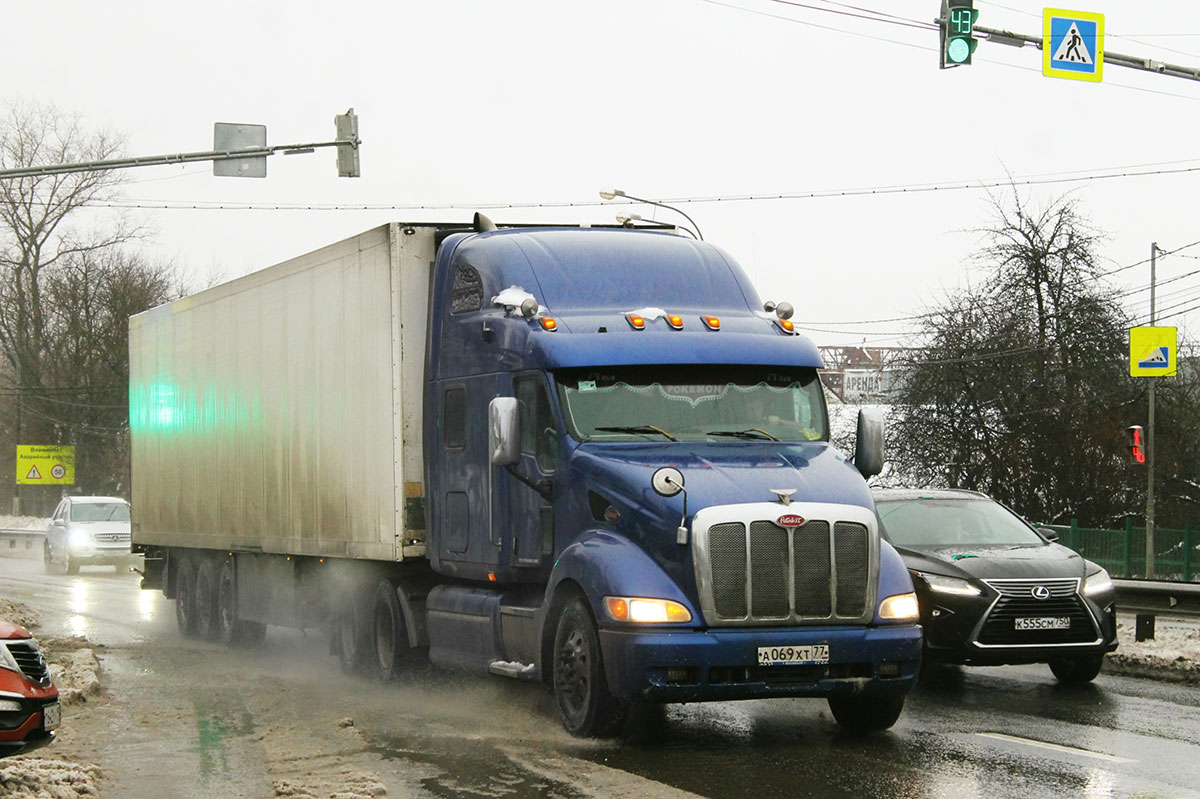 Москва, № А 069 ХТ 77 — Peterbilt 387