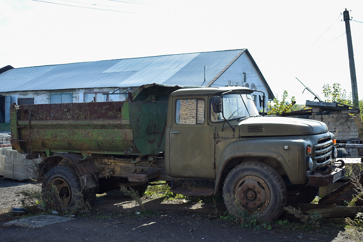 Алтайский край, № Е 766 УВ 22 — ЗИЛ-495710