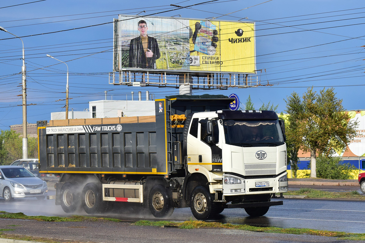 Волгоградская область, № М 435 СХ 134 — FAW J6 CA3310