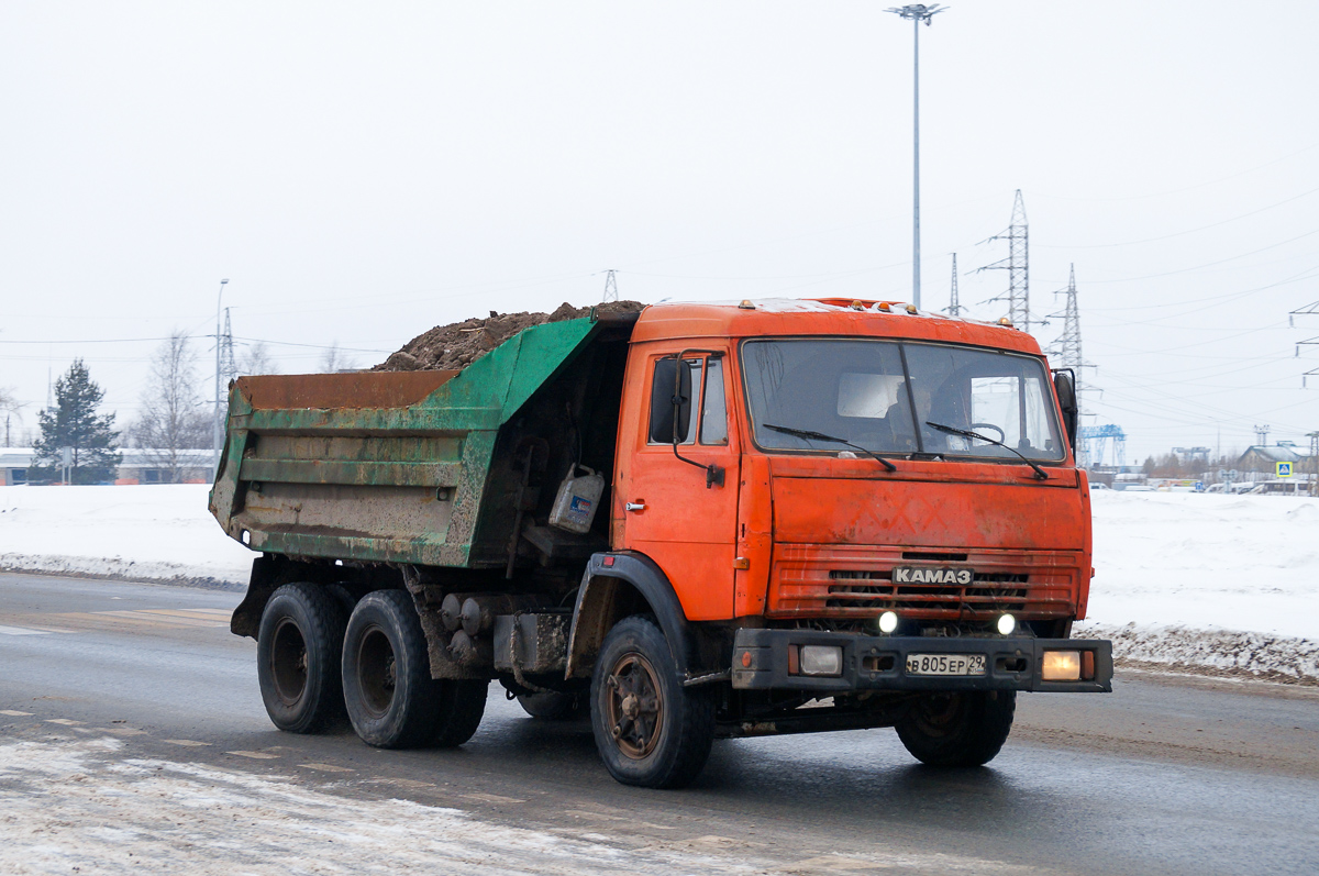 Архангельская область, № В 805 ЕР 29 — КамАЗ-55111 [551110]