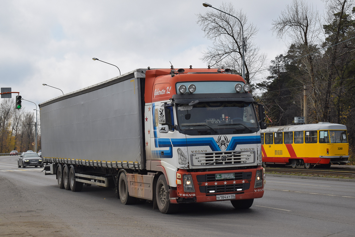 Алтай, № Н 184 АТ 04 — Volvo ('2002) FH12.460