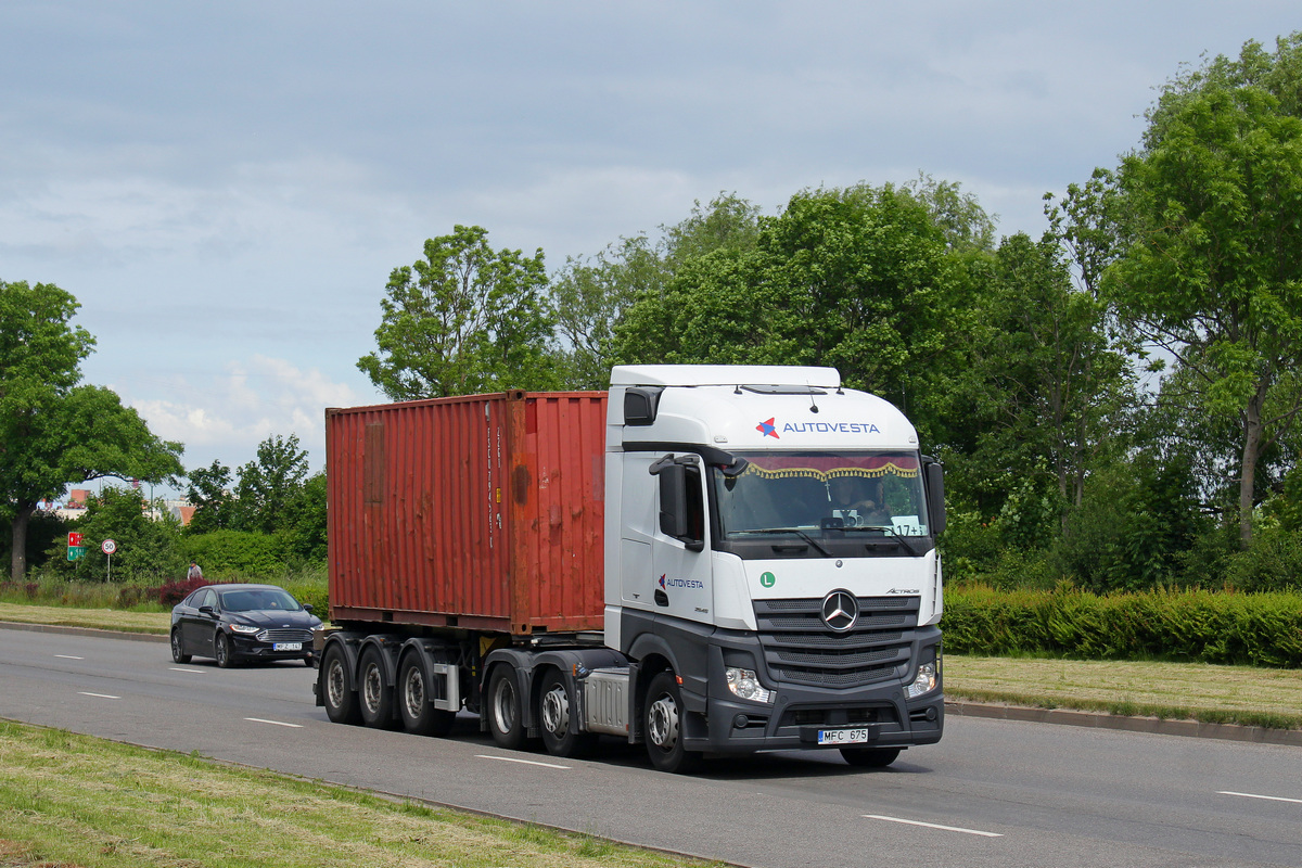 Литва, № MFC 675 — Mercedes-Benz Actros ('2011) 2545