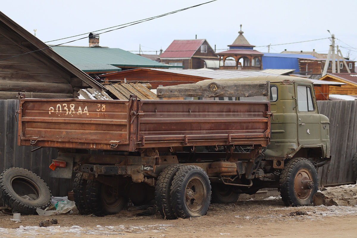 Иркутская область, № Р 038 АА 38 — ГАЗ-66-31