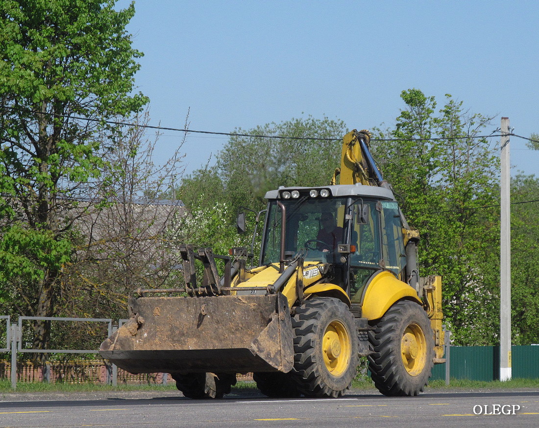 Витебская область, № ВВ-2 6736 — New Holland LB115.B