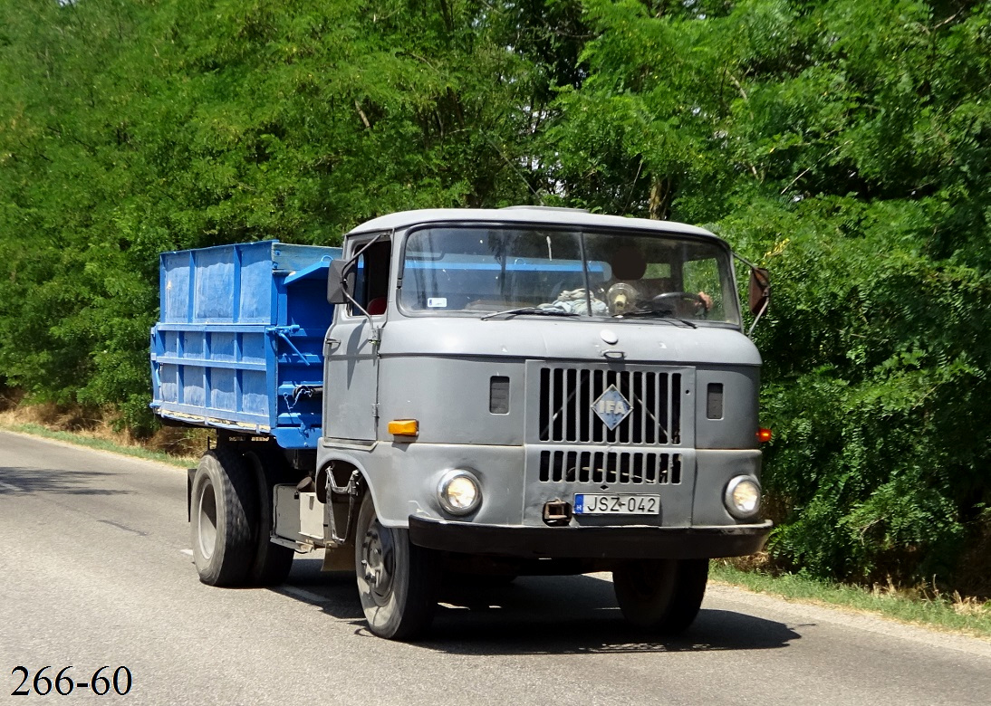 Венгрия, № JSZ-042 — IFA W50L/K