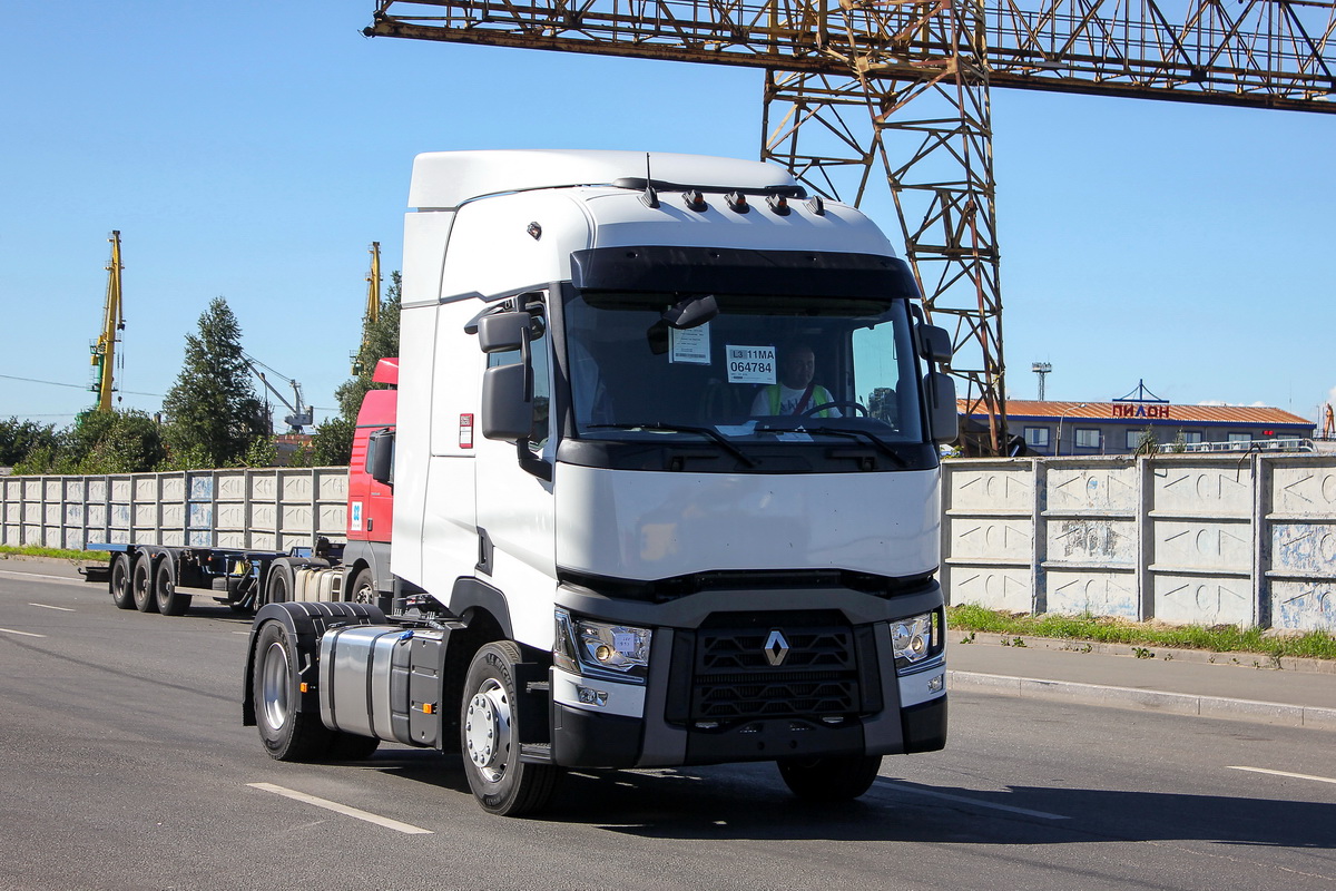 Санкт-Петербург, № (78) Б/Н 0081 — Renault T-Series ('2013); Санкт-Петербург — Автомобили без номеров; Санкт-Петербург — Новые автомобили