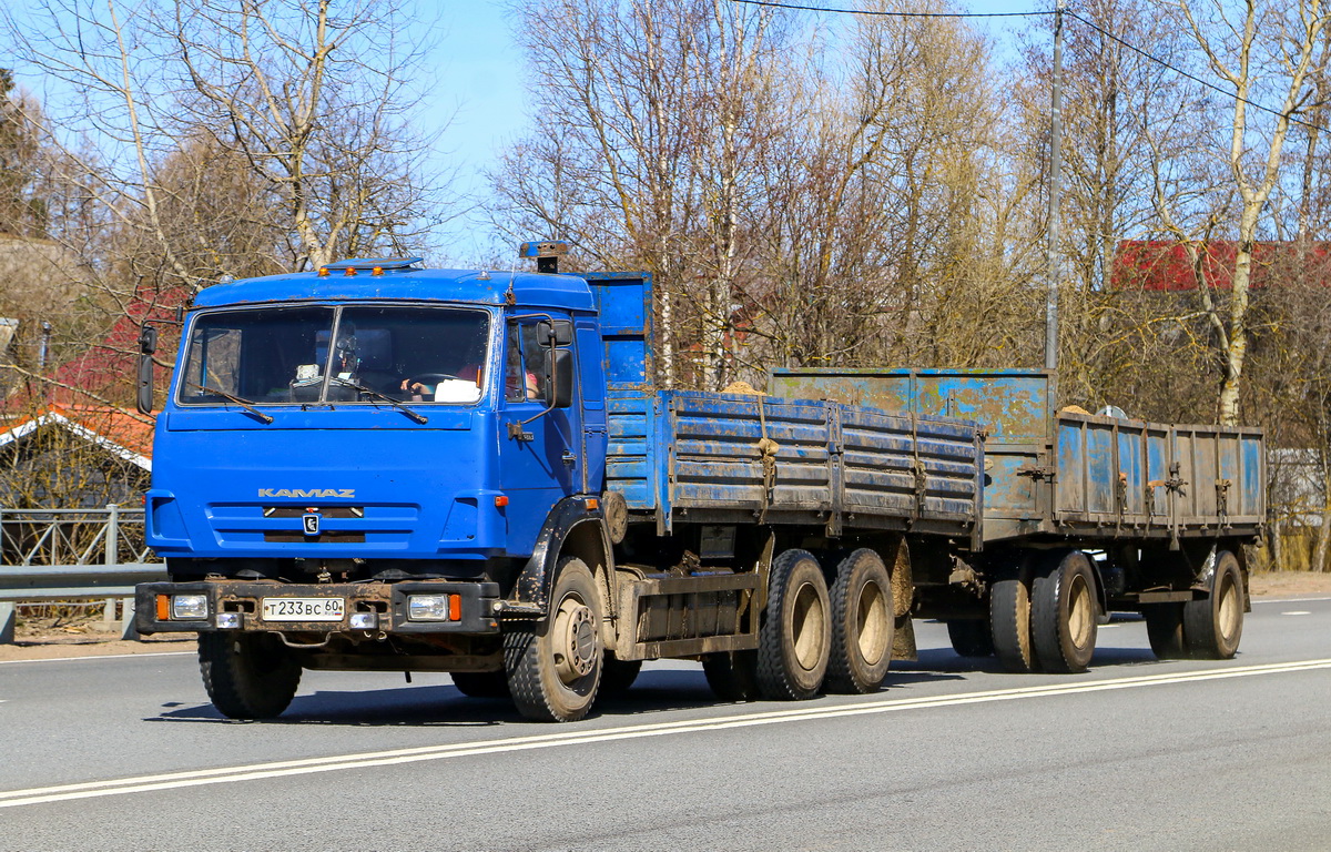 Псковская область, № Т 233 ВС 60 — КамАЗ-53215-15 [53215R]