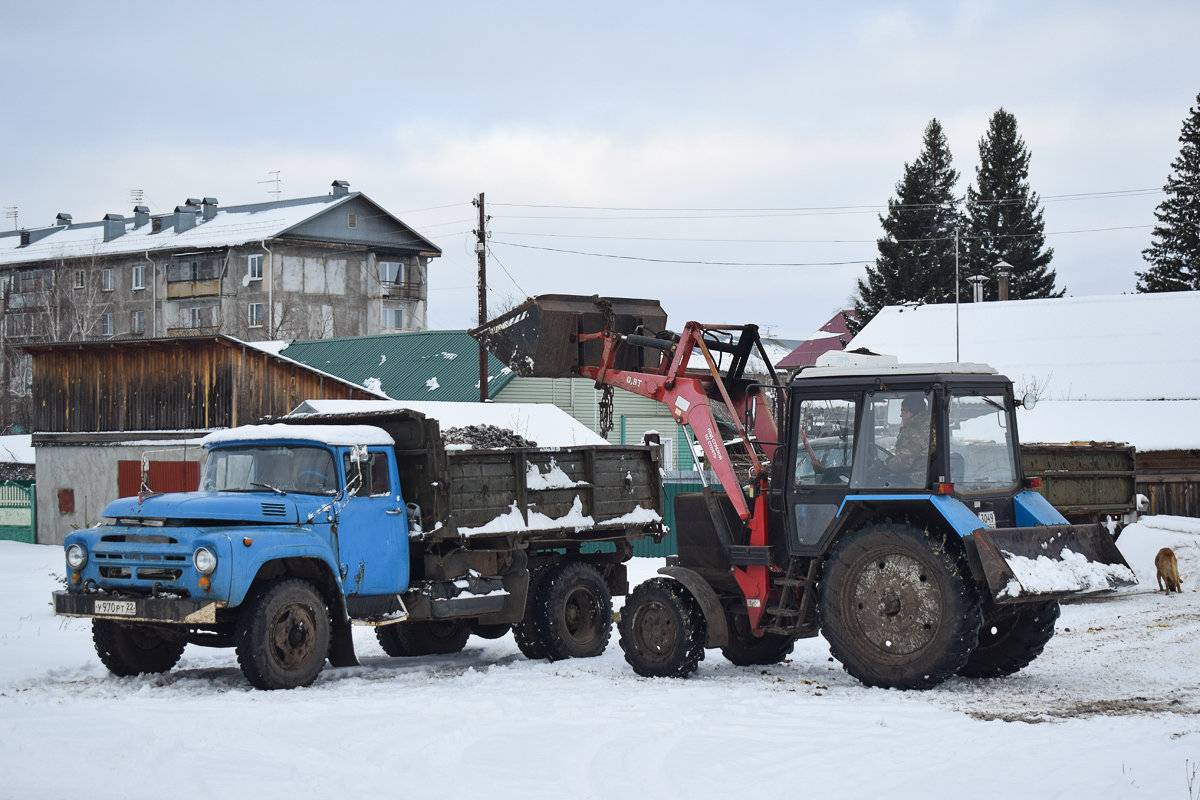 Алтайский край, № У 970 РТ 22 — ЗИЛ-495710; Алтайский край, № 3049 ЕЕ 22 — Беларус-82.1