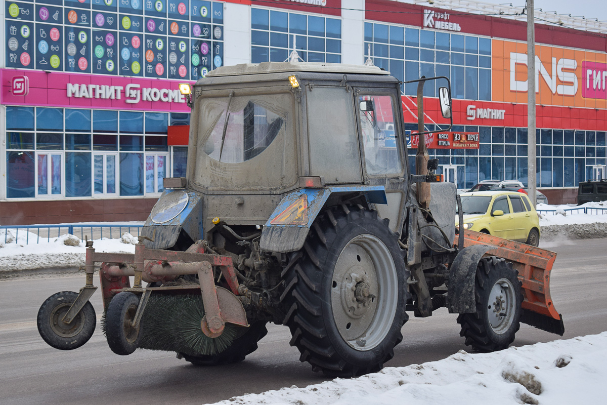 Алтайский край, № (22) Б/Н СТ 1123 — Беларус-82.1; Алтайский край — Спецтехника с нечитаемыми (неизвестными) номерами