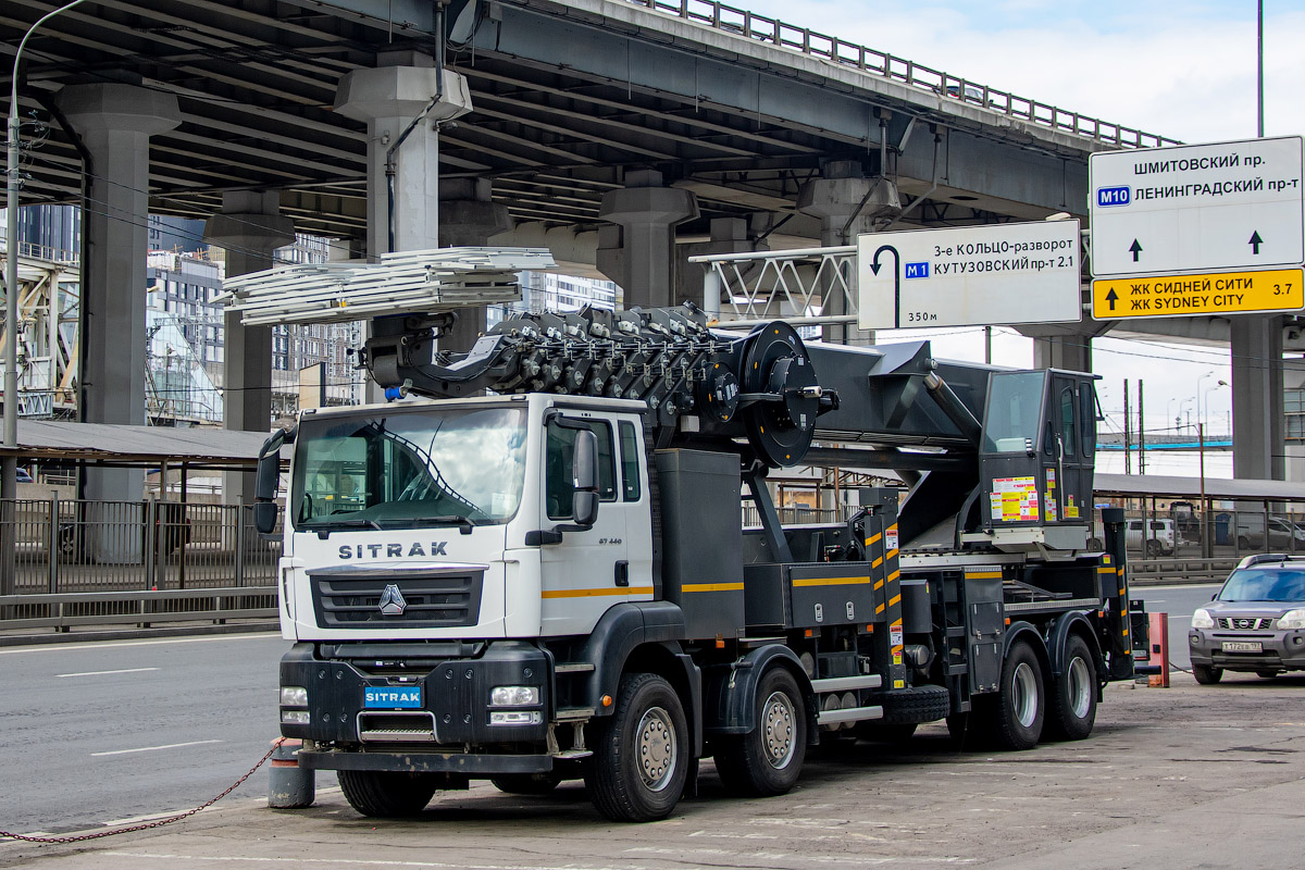 Москва, № (77) Б/Н 0150 — Sinotruk (общая модель); Москва — Автомобили без номеров; Москва — Новые автомобили