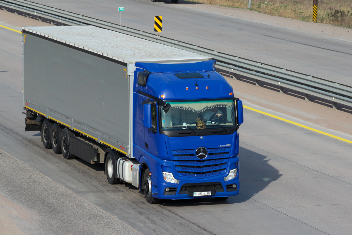 Карагандинская область, № 085 BE 09 — Mercedes-Benz Actros ('2018) 1842