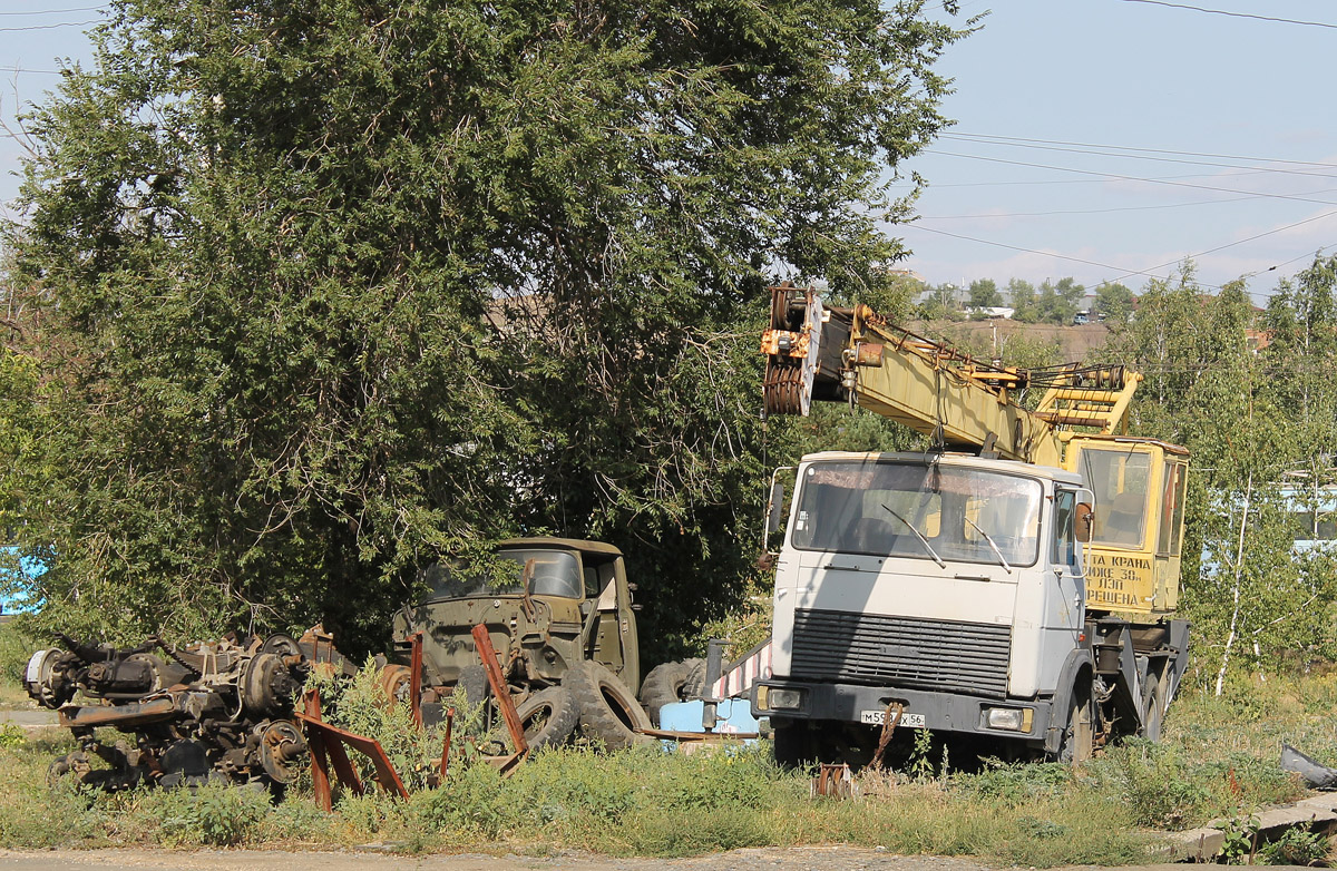 Оренбургская область, № М 598 СХ 56 — МАЗ-5337 [533700]