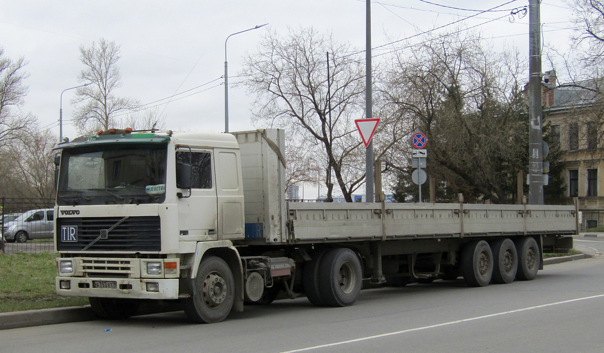 Санкт-Петербург, № А 393 ВТ 98 — Volvo ('1987) F12