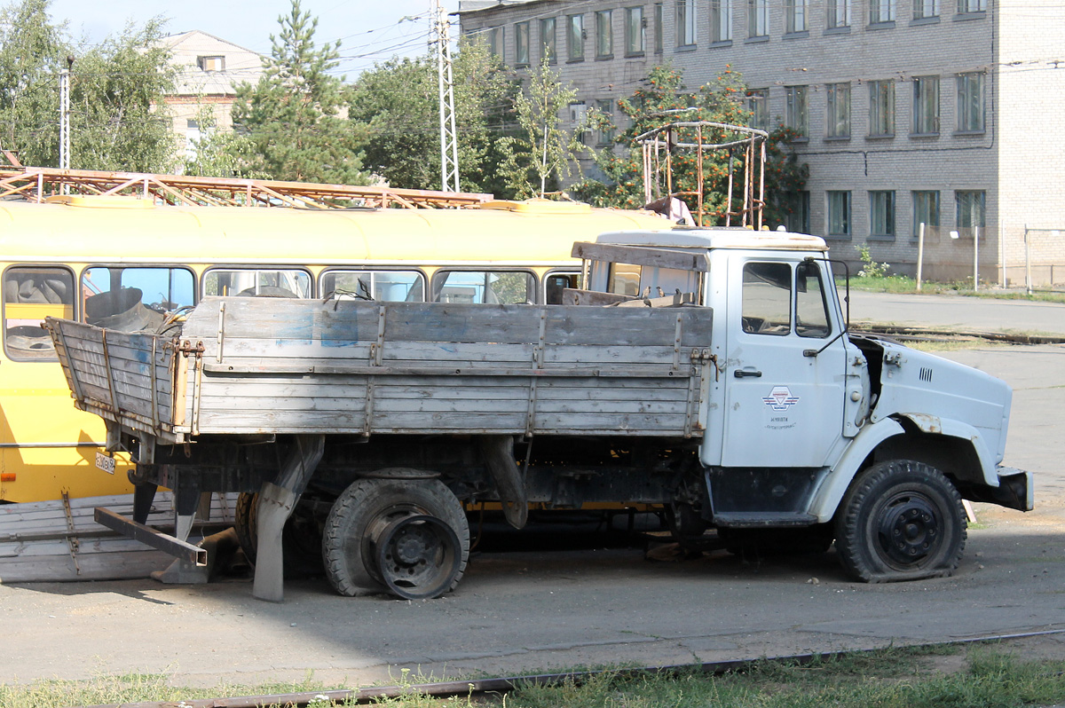 Оренбургская область, № Е 280 ЕА 56 — ЗИЛ-433360