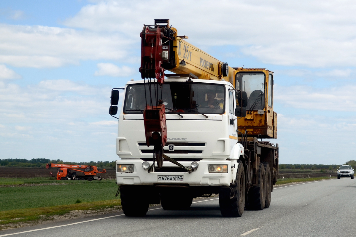 Самарская область, № Т 676 АВ 163 — КамАЗ-43118 (общая модель)