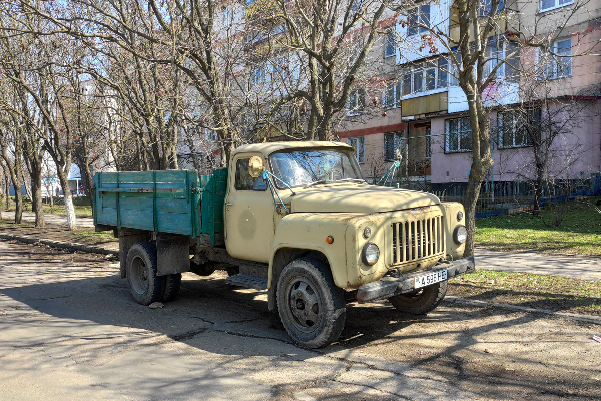Молдавия, № А 596 НЕ — ГАЗ-52-04