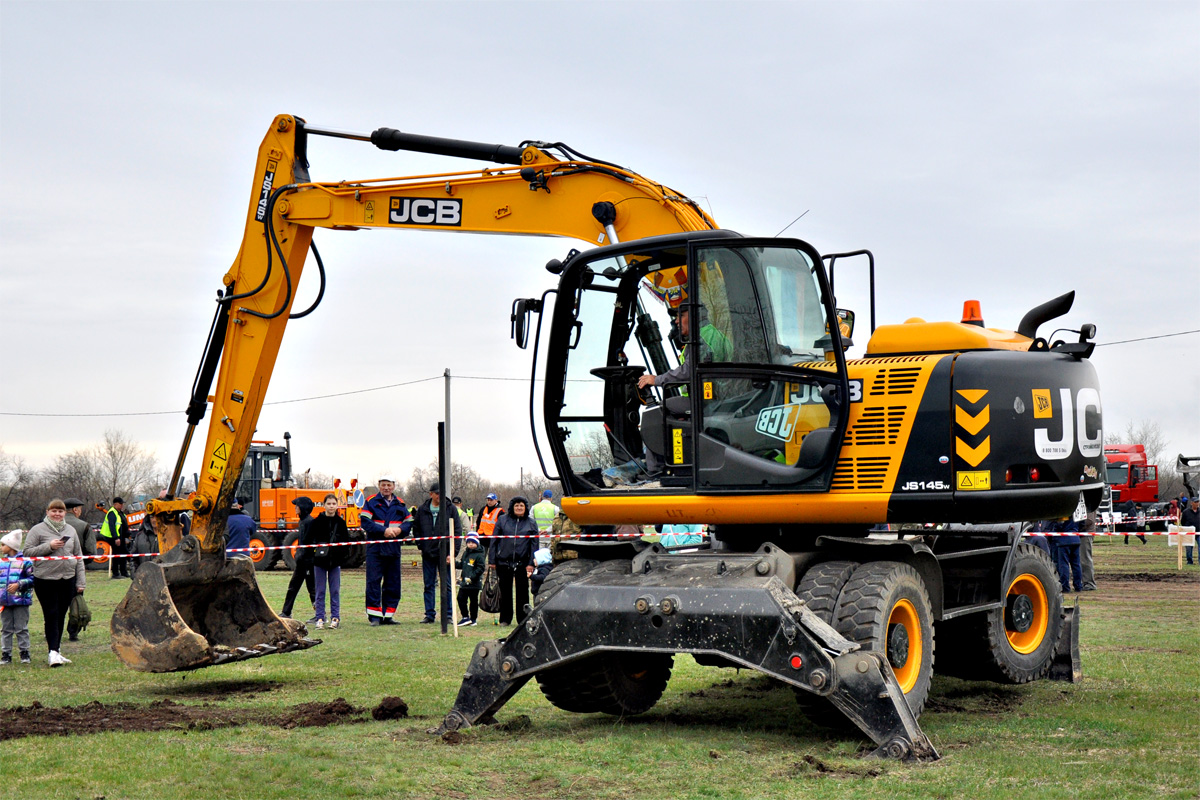 Алтайский край, № 7902 АР 22 — JCB JS145W