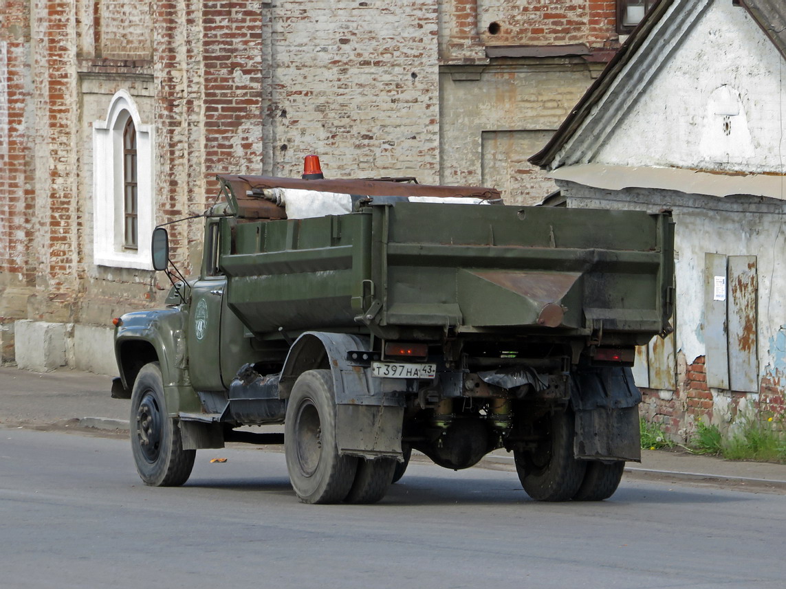 Кировская область, № Т 397 НА 43 — ЗИЛ-495710