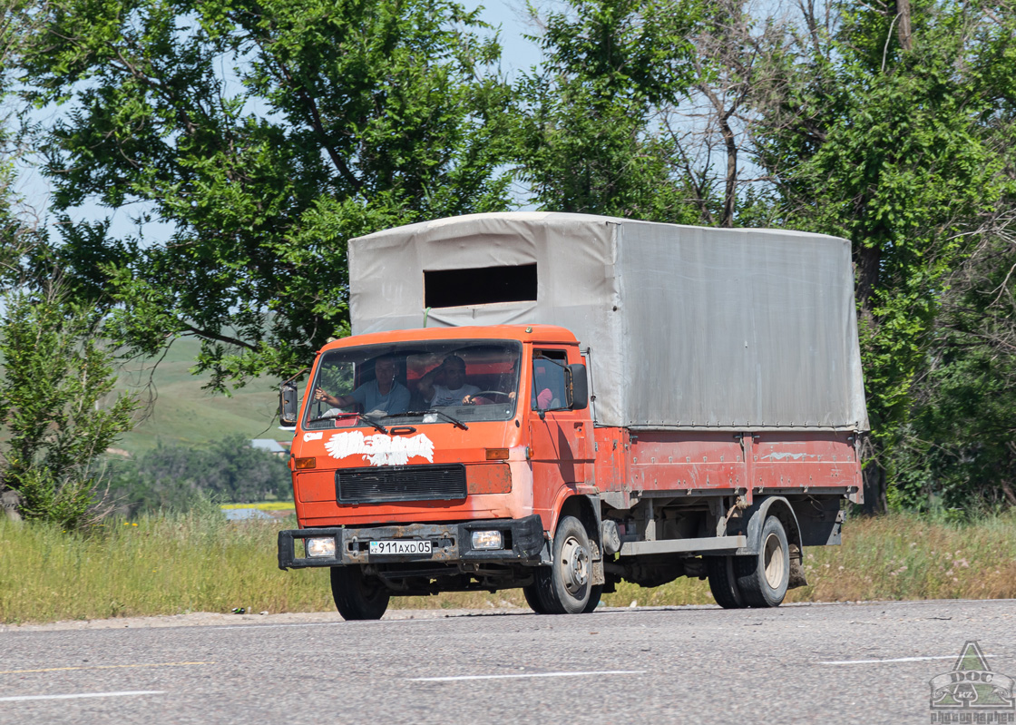 Алматинская область, № 911 AXD 05 — MAN Volkswagen G90