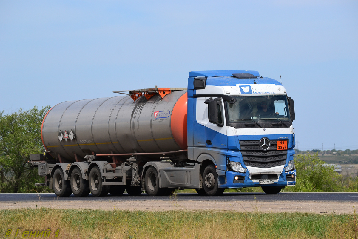 Московская область, № В 253 РТ 750 — Mercedes-Benz Actros ('2011) 1845