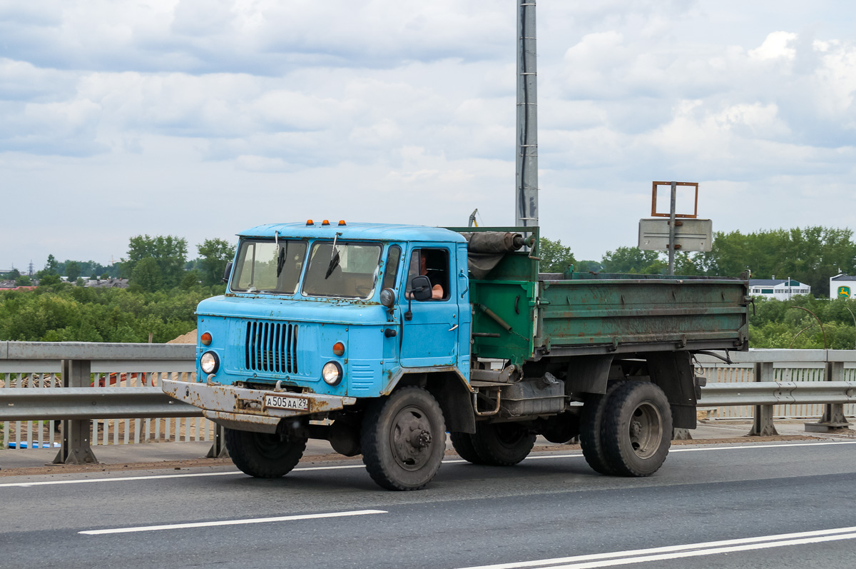 Архангельская область, № А 505 АА 29 — ГАЗ-66-31