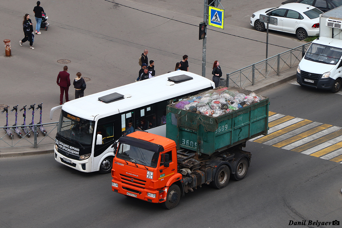 Санкт-Петербург, № К 217 ТР 198 — КамАЗ-65115-A5