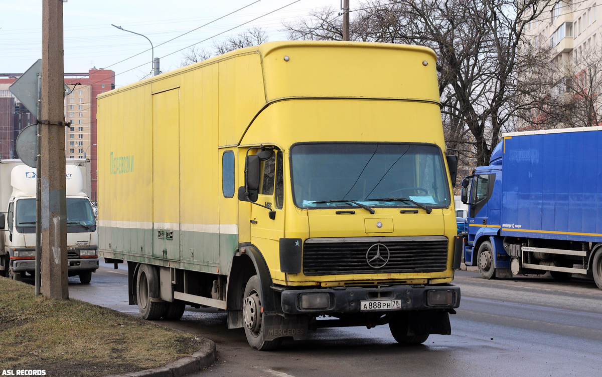 Санкт-Петербург, № А 888 РН 78 — Mercedes-Benz NG (общ. мод.)