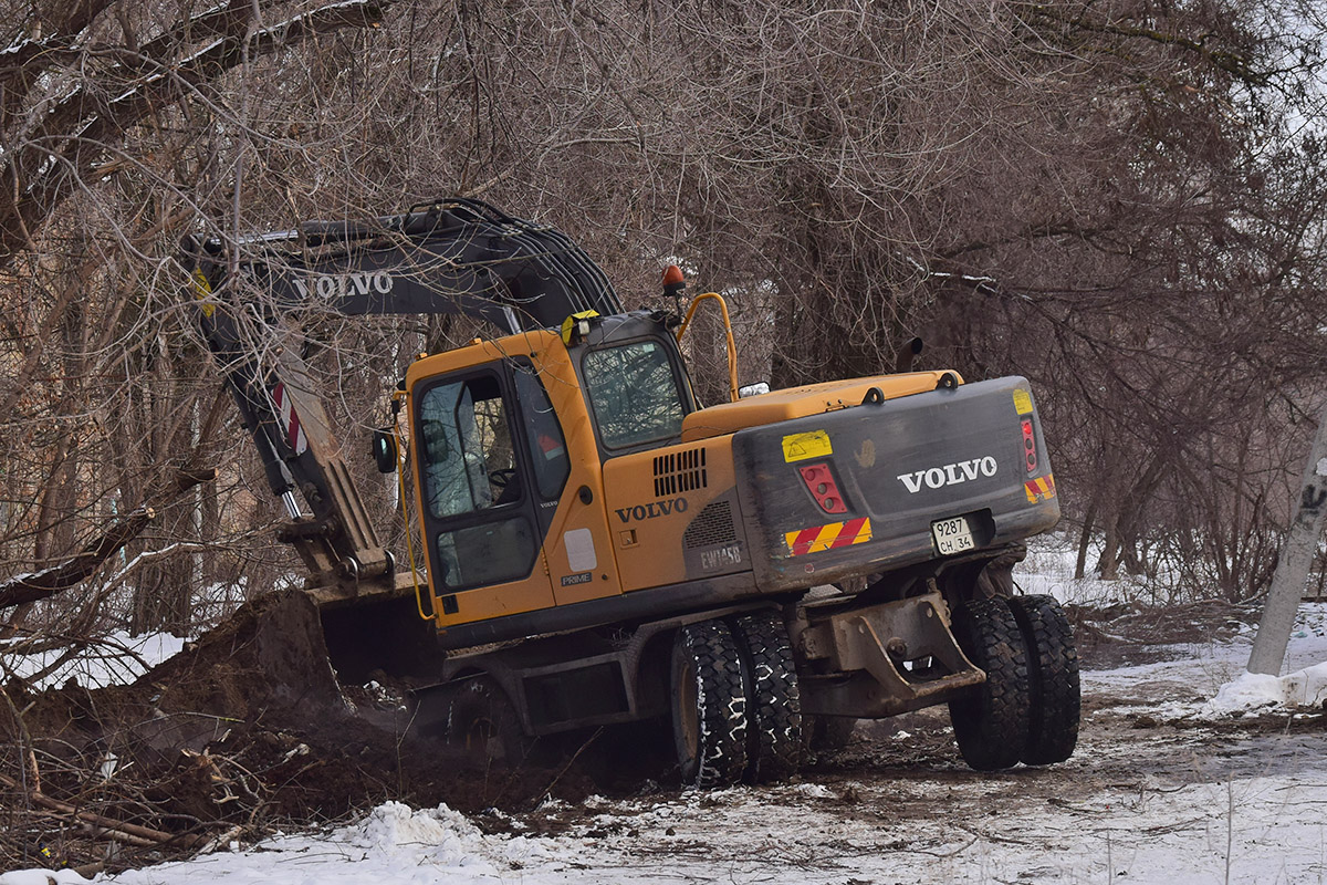 Волгоградская область, № 9287 СН 34 — Volvo EW145