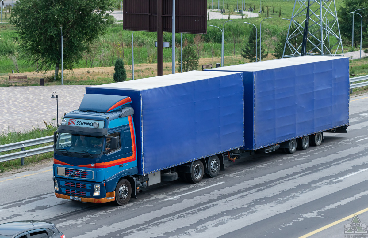 Жетысуская область, № 049 ABF 19 — Volvo ('2002) FH12.440