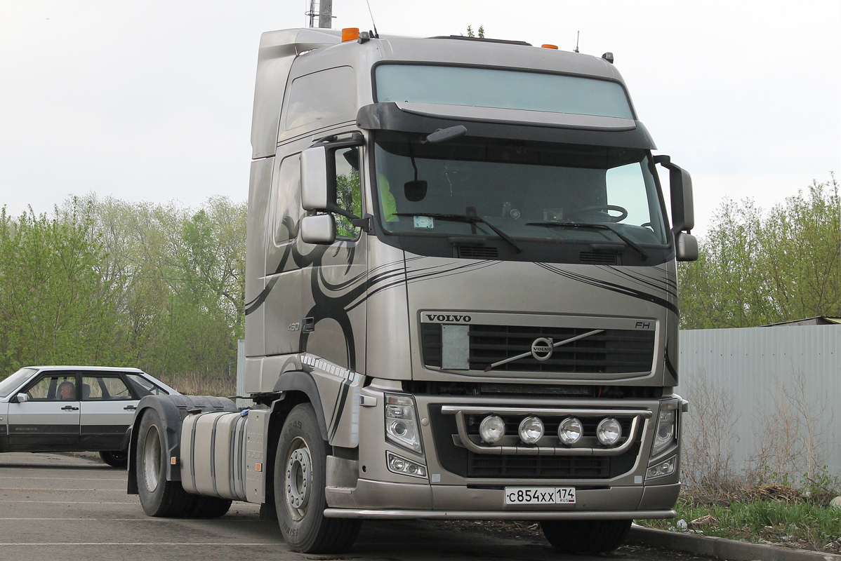 Челябинская область, № С 854 ХХ 174 — Volvo ('2008) FH.460